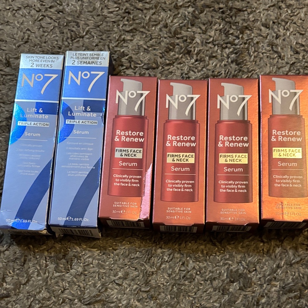 No7 Lift & Luminate and Restore & Renew Serum Duo